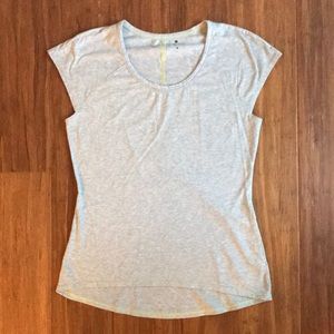 ATHLETA GRAY SCOOP NECK BASIC TEE SIZE MEDIUM
